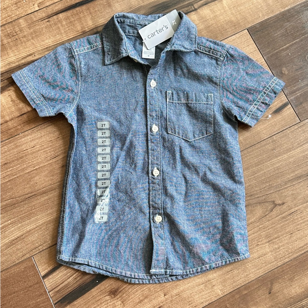 **NEVER WORN DENIM BUTTON DOWN**
